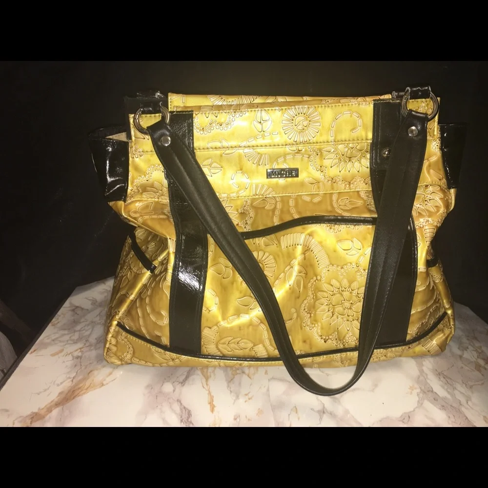 Authentic MICHE Purse - Picture 2 of 8